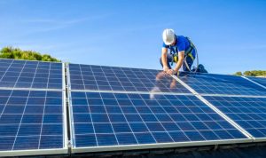 Installation et mise en production des panneaux solaires photovoltaïques à Le Neubourg